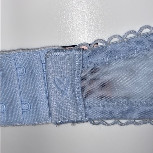 Lace Victoria’s Secret bra - Picture 3 of 5